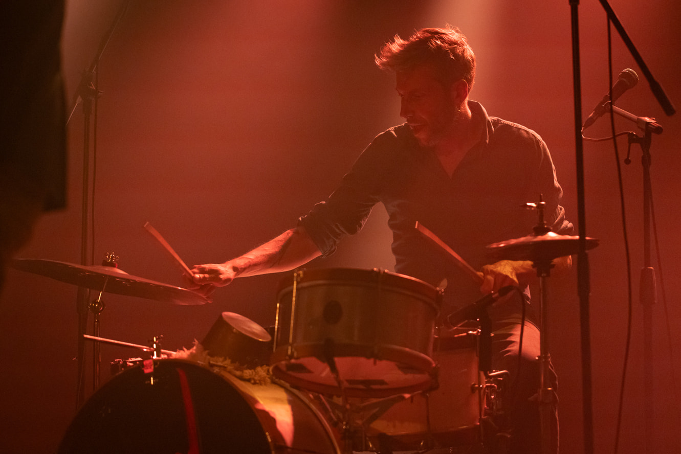 Nathan de Vipère sur scène au TNT