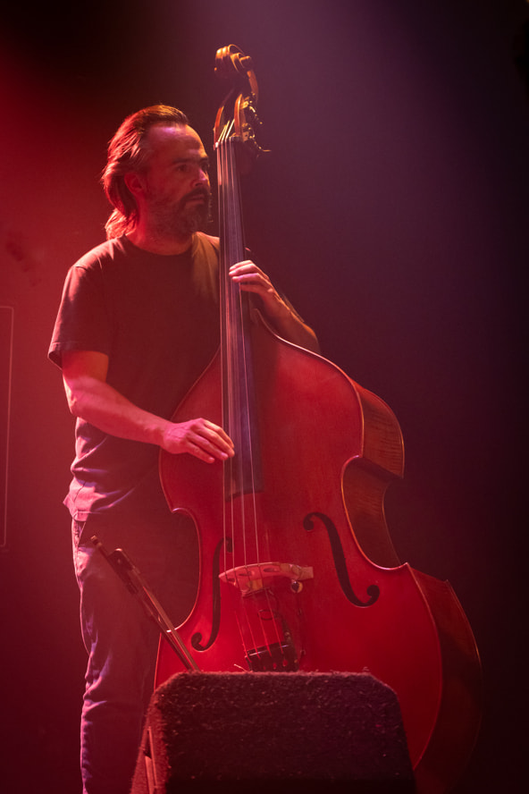 Victor de Vipère sur scène au TNT